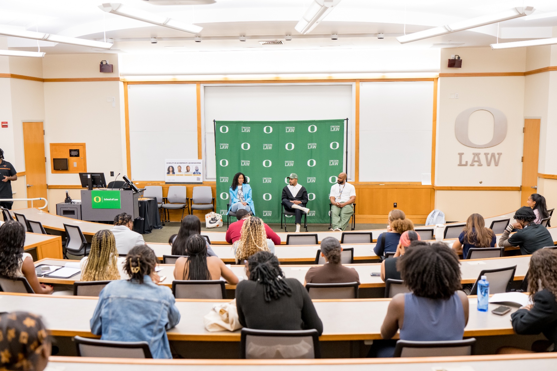 Azella Perryman | Speaker & Career Navigator